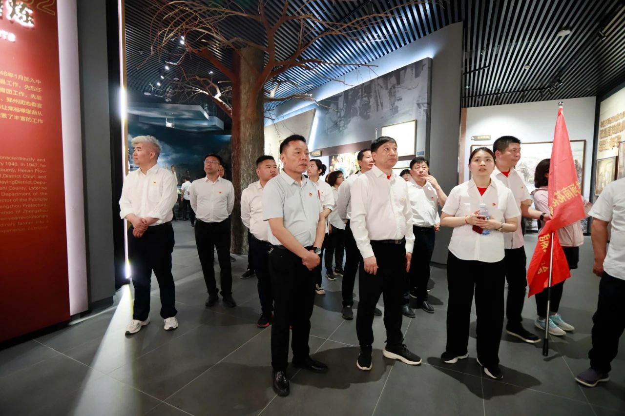 砥礪初心使命，汲取奮進(jìn)力量丨花花牛乳業(yè)集團(tuán)黨委組織開展學(xué)習(xí)“焦裕祿精神”主題黨日活動