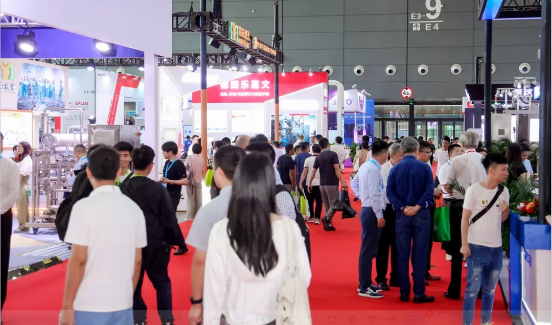 花花牛乳業(yè)集團黨委書記、董事長唐洪峰一行參加中國乳制品工業(yè)協(xié)會第三十次年會暨2024中國（國際）乳業(yè)技術博覽會