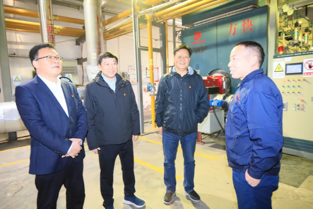 新春慰問送關(guān)懷——集團(tuán)黨委書記、董事長慰問春節(jié)期間堅守崗位的一線職工