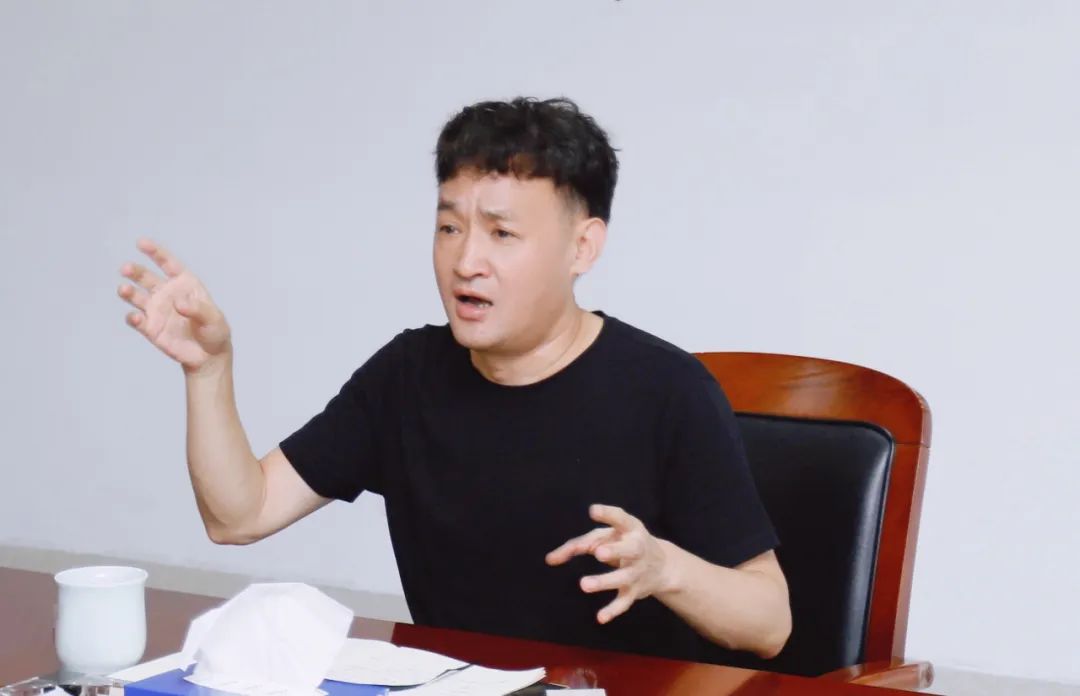 繼往開來 · 再創(chuàng)輝煌 | 花花牛乳業(yè)集團(tuán)召開9月營銷、養(yǎng)殖及飼料月度經(jīng)營工作會(huì)議