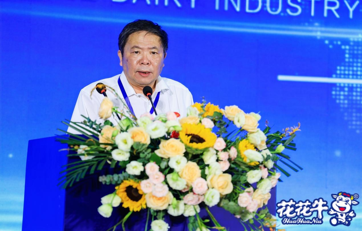 賦能奶業(yè)新生態(tài) 智創(chuàng)中原鮮活力 首屆中原鮮奶文化節(jié)盛大啟幕 賦能奶業(yè)新生態(tài) 智創(chuàng)中原鮮活力 首屆中原鮮奶文化節(jié)盛大啟幕