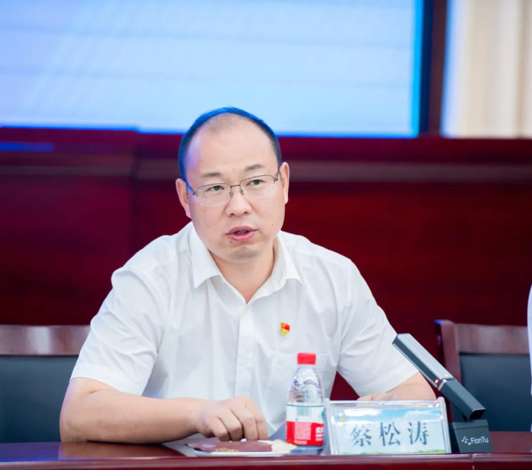 花花牛| 蘭考縣人民政府與蒙牛、花花牛達(dá)成戰(zhàn)略合作 助力河南奶業(yè)高質(zhì)量發(fā)展