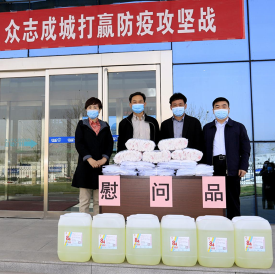 鄭州市人大副主任孫黎、市政府副市長李喜安一行 蒞臨花花牛開展“三送一強(qiáng)”活動