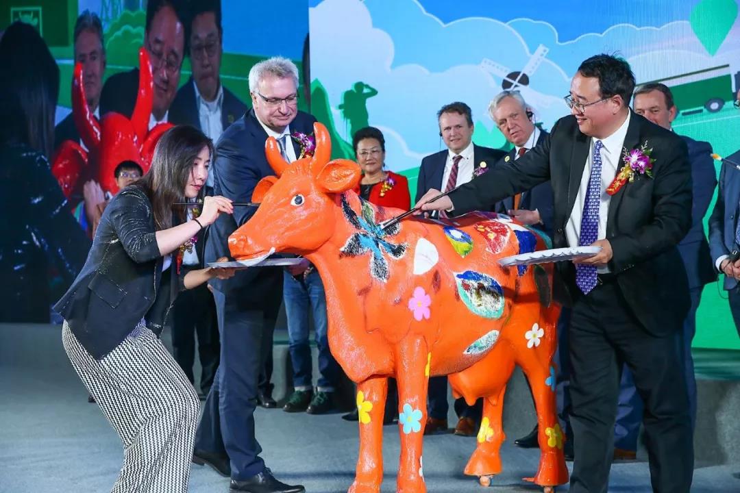 SDDDC走進(jìn)河南，看看花花牛的國(guó)際范兒！