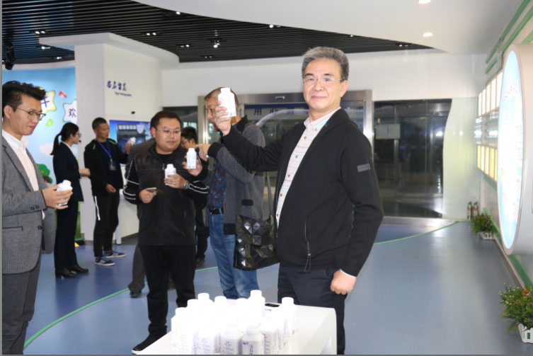 商界領(lǐng)袖俱樂部精英參訪花花牛！