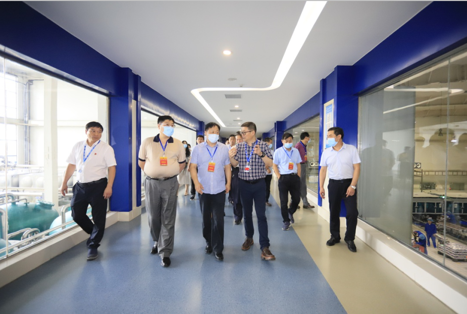 快訊|鄭州市人大代表蒞臨河南花花牛乳業(yè)集團參觀調(diào)研