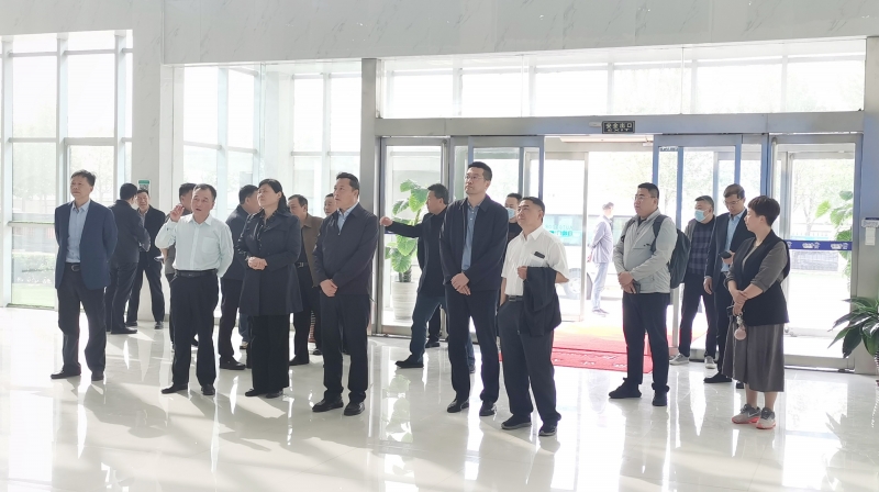 花花牛丨沈陽(yáng)市人大常委會(huì)副主任曹鵬一行蒞臨花花?？疾熳? />
			</div>
		<div   id=