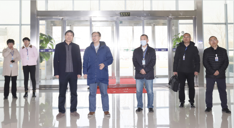 花花牛丨東北農(nóng)大食品學(xué)院院長、中原食品實(shí)驗(yàn)室首席科學(xué)家姜毓君教授蒞臨花花牛乳業(yè)集團(tuán)調(diào)研